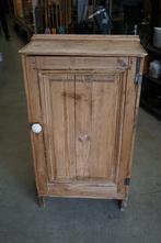 Antieke oud grenen kastje, Antiek en Kunst, Antiek | Meubels | Kasten, Ophalen