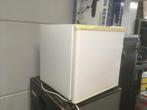 mini koelkast 50L Kleine koelkast met vriesvakje. 50L, Witgoed en Apparatuur, Koelkasten en IJskasten, Ophalen, Gebruikt, Minder dan 85 cm