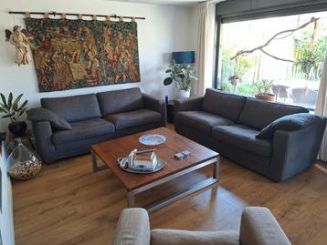 LINTELOO Banken (2) & Fauteuil beschikbaar voor biedingen