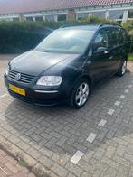 Volkswagen Touran 1.6 85KW 2004 Zwart, 74 €/maand, 4 cilinders, Zwart, Origineel Nederlands