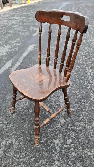 24 windsor engelse pub vintage horeca cafe bistro stoelen  beschikbaar voor biedingen