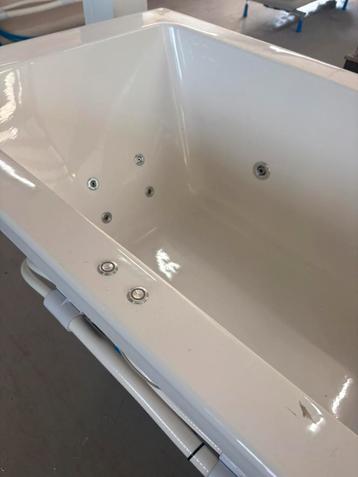 Whirlpool 180x80cm nieuw magazijnopruiming  beschikbaar voor biedingen