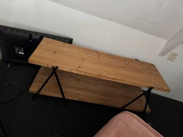 Tv meubel of platenspeler meubel beschikbaar voor biedingen