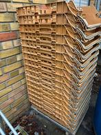 16 Broodkratten op karretje (dolly) - Ideaal voor Opslag, Ophalen, 60 cm of meer, Krat, Minder dan 35 cm