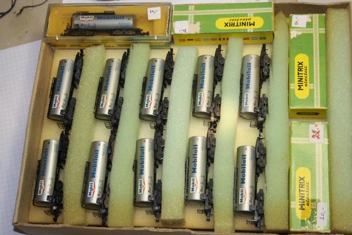 14 Minitrix ketelwagens Mobiloil metaal, Hobby en Vrije tijd, Modeltreinen | N-Spoor, Gebruikt, Wagon, Gelijkstroom, Trix, Verzenden