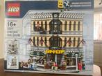 Lego 10211 Grand Emporium, Kinderen en Baby's, Speelgoed | Duplo en Lego, Ophalen of Verzenden, Zo goed als nieuw, Complete set