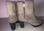 Anna Suede of white leren laarzen mt 40 IZGST, Overige kleuren, Anna, Lage of Enkellaarzen, Ophalen of Verzenden