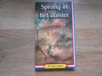 U.G. de Jong Sprong in het duister, Boeken, Ophalen of Verzenden, Tweede Wereldoorlog, Zo goed als nieuw