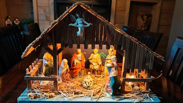 Vintage Kerststal + porceleinen beelden. Zeer compleet., Diversen, Kerst, Ophalen