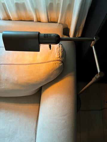 Herda Vloerlamp - Stijlvol Design beschikbaar voor biedingen