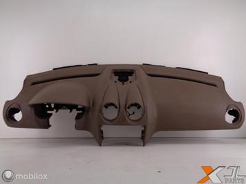 ML-KLASSE W164  DASHBOARD BRUIN JAVA A1646802887 8K52 beschikbaar voor biedingen