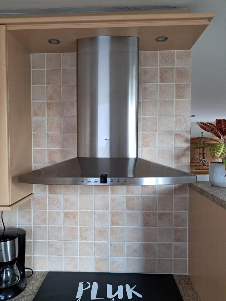 Keuken, Huis en Inrichting, Keuken | Complete keukens, Gebruikt, U-keuken, Overige kleuren, Kunststof, Ophalen