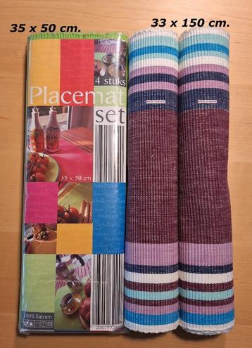 Vier nieuwe felgroene katoenen placemats (35 x 50 cm). beschikbaar voor biedingen