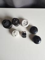 Bakelieten stopcontacten + driewegstekker, Ophalen