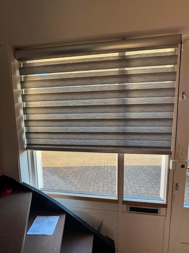 Veneta Duo Rolgordijnen - Verschillende Maten, Huis en Inrichting, Stoffering | Gordijnen en Lamellen, Gebruikt, 100 tot 150 cm