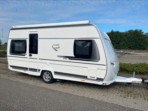 Fendt Saphir 445 TFB 2019 vloerverwarming, Caravans en Kamperen, Caravans, Particulier, tot en met 4, 1000 - 1250 kg, Rondzit