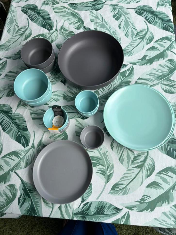 Royal VKB Buitenservies, Huis en Inrichting, Keuken | Servies, Zo goed als nieuw, Schaal of Schalen, Overige stijlen, Porselein