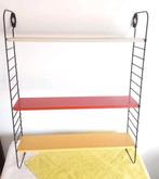 Vintage Tomado wand / hang rek boeken rek., Ophalen