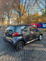 Toyota Aygo nieuwe APK, Auto's, Voorwielaandrijving, Stof, Zwart, 765 kg