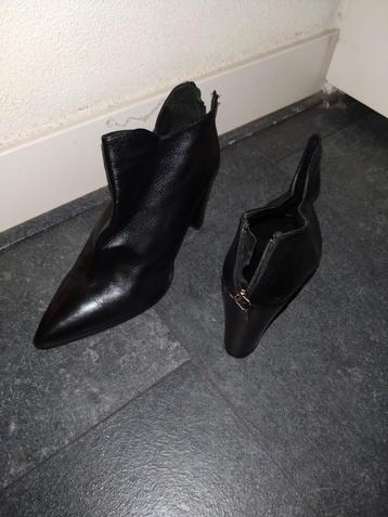 Manfield schoenen met hoge hak beschikbaar voor biedingen
