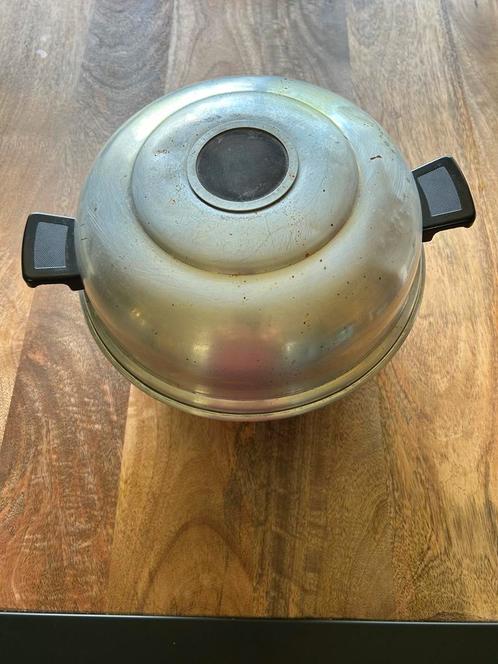 Wonderpan om heerlijke cake in te bakken op gas, Huis en Inrichting, Keuken | Potten en Pannen, Gebruikt, Koekenpan of Braadpan