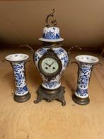 Porseleinen Klok met Vazen Set, Antiek en Kunst, Antiek | Klokken, Ophalen