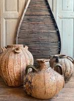 18e eeuws antiek frans aardewerk walnoot olie kruiken, Ophalen of Verzenden