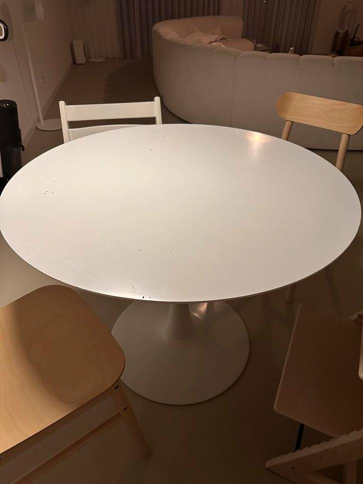 Ikea DOCKSTA eettafel, Huis en Inrichting, Tafels | Eettafels, Gebruikt, 50 tot 100 cm, Vier personen, Rond, Kunststof, Ophalen
