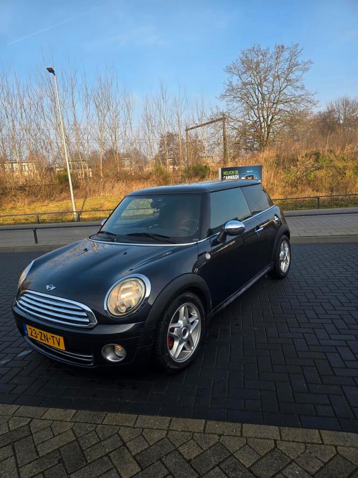 Mini 1.6 16V 88KW Cooper AUT 2008 Zwart, Auto's, Mini, Bedrijf, Te koop, Cooper, Airbags, Airconditioning, Android Auto, Apple Carplay
