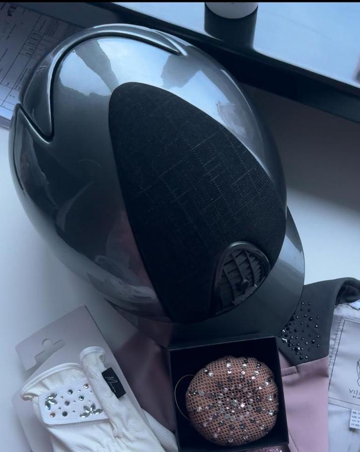 Grijze kep italia te koop, Dieren en Toebehoren, Paarden en Pony's | Overige Paardenspullen, Zo goed als nieuw, Dressuur, Ophalen of Verzenden