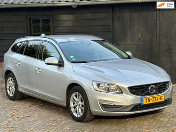 Volvo V60 2.0 D3 Momentum Navigatie/Parkeersensor/17ïnch lm beschikbaar voor biedingen
