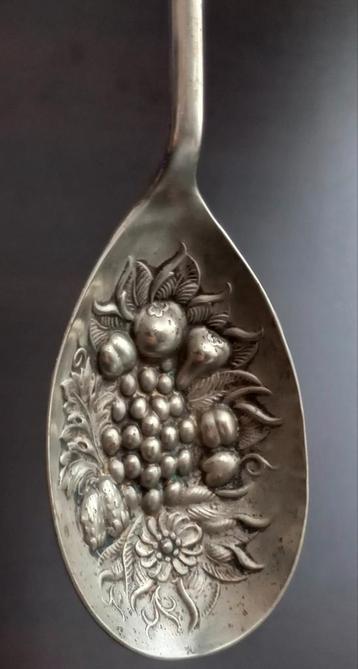 Zeer fraai zeldzame art deco verzilverde fruitserveerlepel beschikbaar voor biedingen