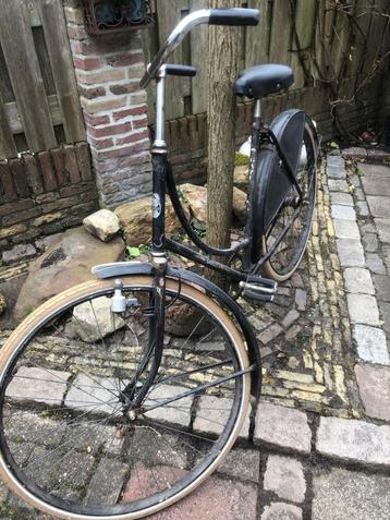 OUDE OPOE FIETS