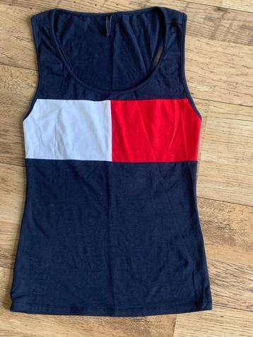 Dames top Tommy Hilfiger nieuw mt S beschikbaar voor biedingen