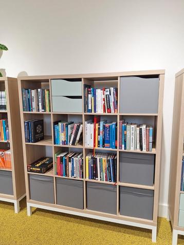 Kallax kast (3 stuks) 147 x 147 wit geglazuurd eikeneffect beschikbaar voor biedingen