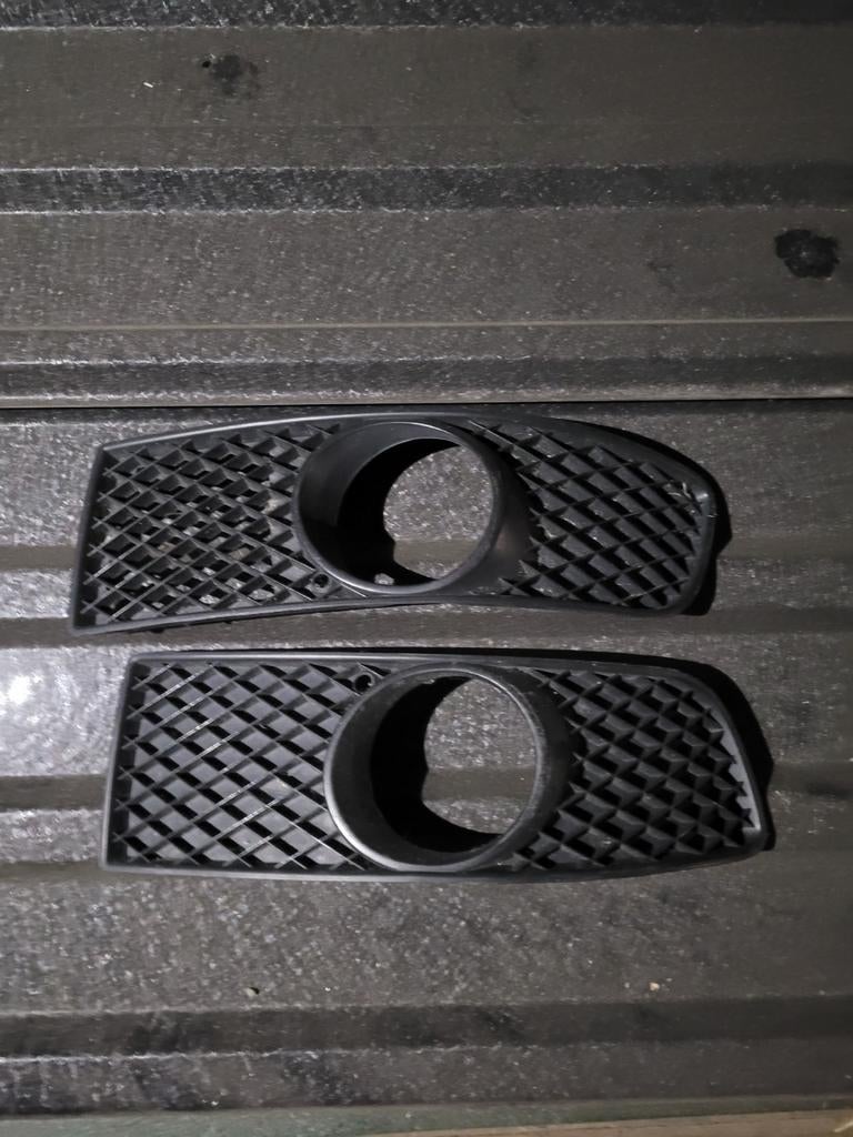 Mistlampkappen VW Polo 6N2, Auto-onderdelen, Carrosserie en Plaatwerk, Ophalen, Gebruikt, Bumper, Volkswagen