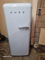 Smeg koelkast babyblauw (gratis bezorging)!!, Met vriesvak, 140 tot 160 cm, Ophalen of Verzenden, Zo goed als nieuw