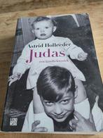 Astrid Holleeder - Judas, Ophalen of Verzenden, Zo goed als nieuw, Astrid Holleeder