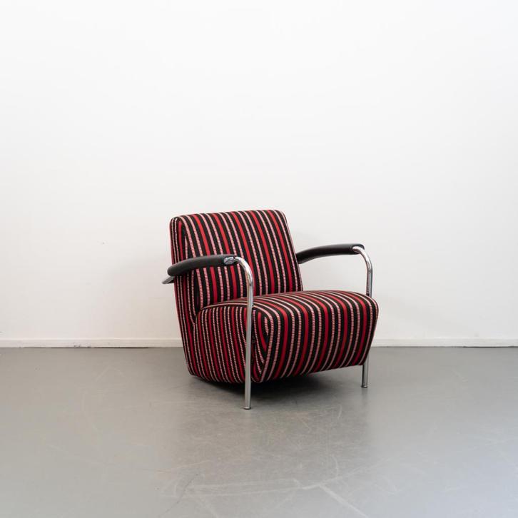 2x Leolux Scylla Fauteuil Laag Wit/Rood/Zwart Stof - Chroom, Huis en Inrichting, Fauteuils, Gebruikt, Metaal, Stof, 50 tot 75 cm