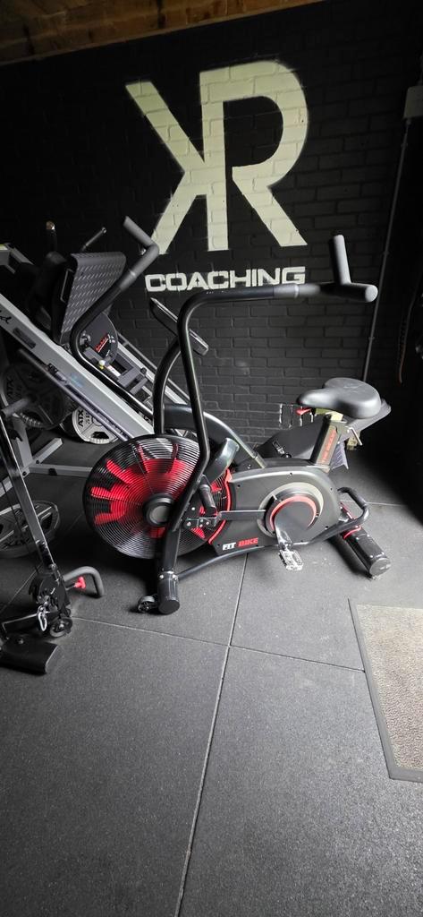 Airbike / Fit Bike 'The Beast', Sport en Fitness, Fitnessapparatuur, Gebruikt, Airbike, Armen, Benen, Buik, Rug, Metaal, Ophalen of Verzenden