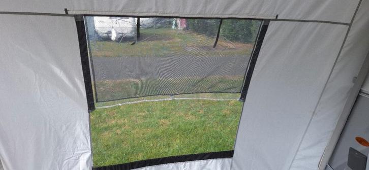 Rain Rainblocker zijwand voor thule luifel., Hobby en Vrije tijd, Overige Hobby en Vrije tijd, Zo goed als nieuw, Ophalen of Verzenden