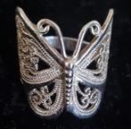 Zilveren vlinder ring, Sieraden, Tassen en Uiterlijk, Ringen, 19 tot 20, Ophalen of Verzenden, Zo goed als nieuw, Dame