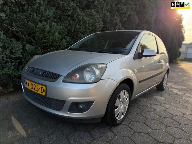 Ford Fiesta 1.4-16V Ambiente | Airco, Auto's, Ford, Bedrijf, Te koop, Fiësta, ABS, Airbags, Airconditioning, Centrale vergrendeling