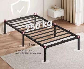 Nog maar paar maanden oude stalen bedframe met ikea matras - afbeelding 2
