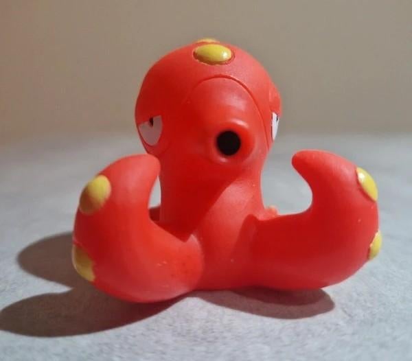 Pokémon Kids Figuur - Octillery (2000 Bandai), Ophalen of Verzenden, Gebruikt