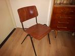 Twee vintage schoolstoelen, Ophalen, Gebruikt, Bruin, Twee