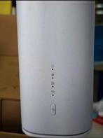 Zyxel NR5703 5G+ router modem with 6 months unlimited intern, Computers en Software, Routers en Modems, Ophalen of Verzenden, Zo goed als nieuw