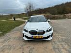 BMW 1 serie 118i M pakket automaat, Auto's, BMW, 136 pk, Parkeersensor, Overige bekleding, Wit
