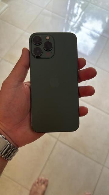 Iphone 13 pro max emerald green 256 GB beschikbaar voor biedingen