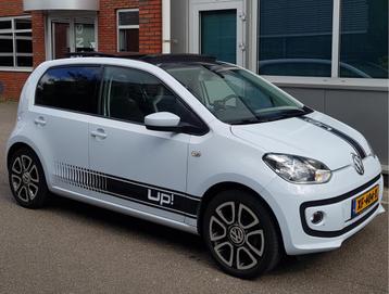 Volkswagen up! 1.0 5Drs PanoDak Airco Navi Cruise LmVlg beschikbaar voor biedingen